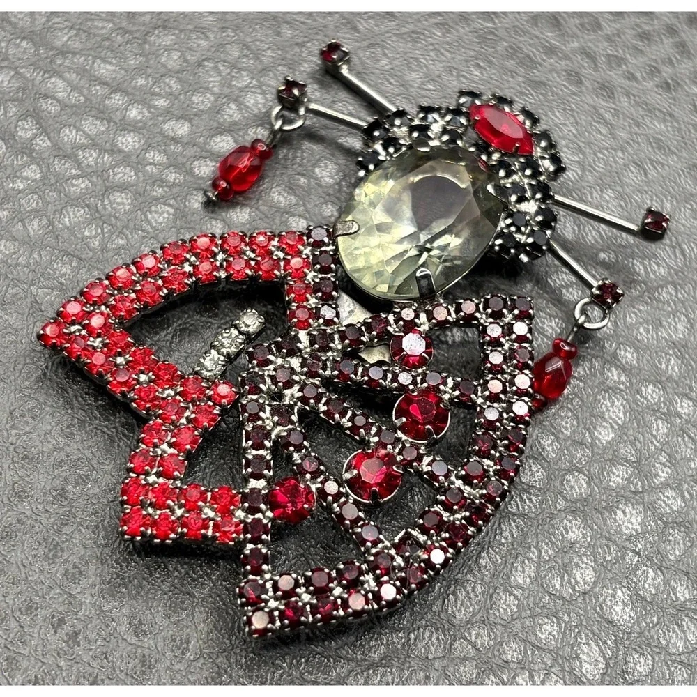 Rare Vintage Geisha Girl with Fan Red Grey Crystal Rhinestone Silver Tone Brooch